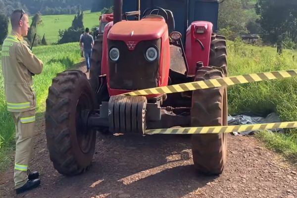 Tragédia em Dois Vizinhos: Criança de sete anos morre atropelada por trator
