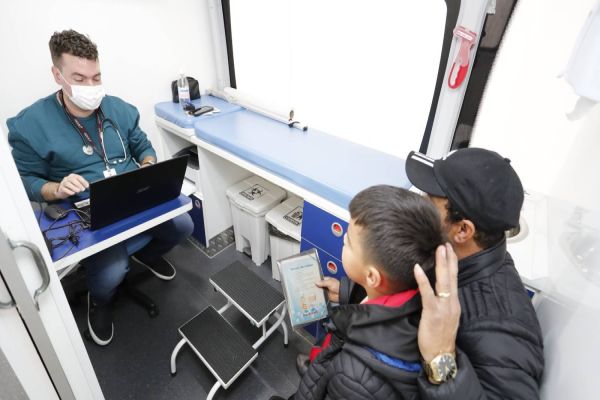 Comboio da Saúde garante atendimento enquanto UBS de Sede Alvorada é revitalizada