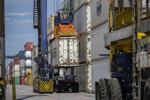 30,8 milhões de toneladas: portos fecham 1º semestre com alta de 6% na movimentação