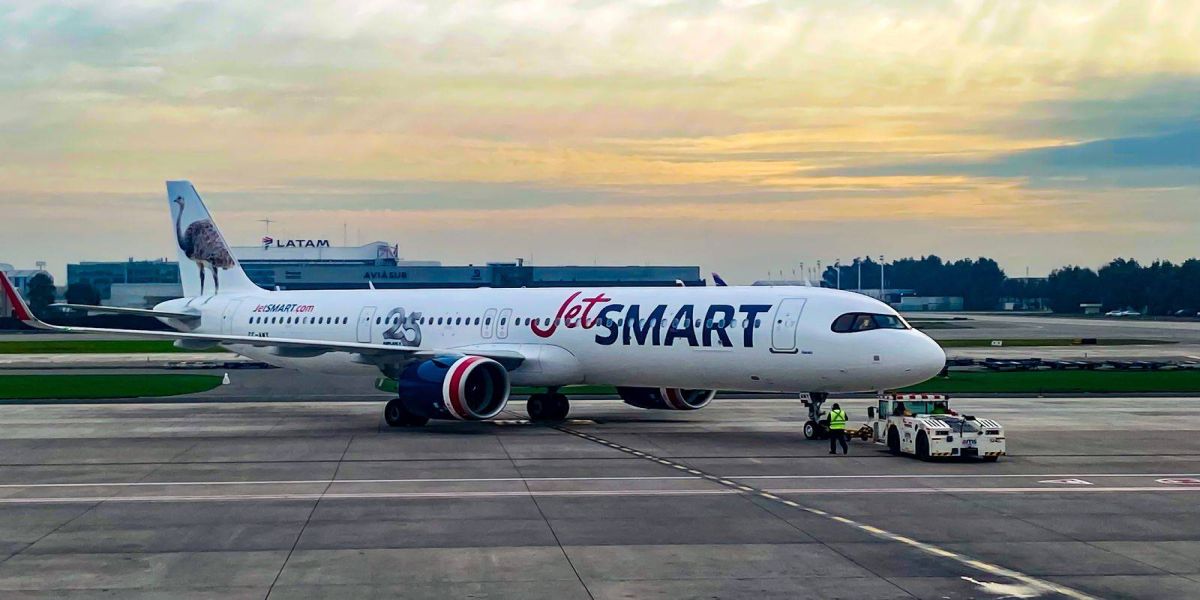 JetSMART comemora sete anos com mais de 20 milhões de pessoas transportadas e sua 25ª aeronave