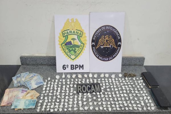 Operação da PM prende dois suspeitos por tráfico de drogas no Bairro Santa Cruz, em Cascavel