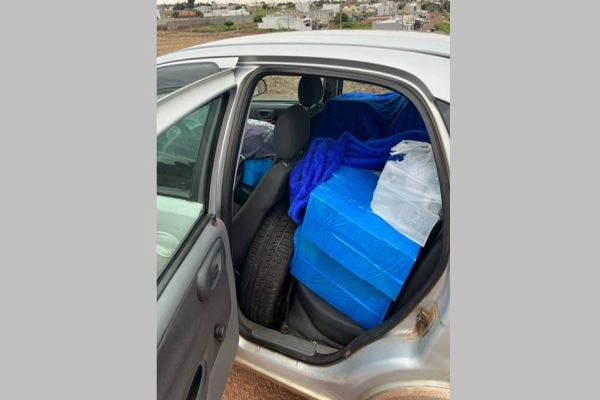 Polícia Rodoviária Estadual apreende veículo carregado com contrabando em Santa Tereza do Oeste