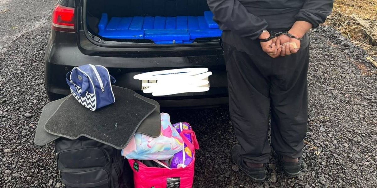 Homem é detido pela PRE com grande quantidade de maconha em veículo na PR-180 em Nova Aurora