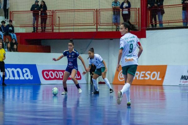 Imagem referente a notícia: Stein Cascavel empata com a Female e dá adeus à Copa do Brasil