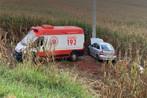 Imagem referente a notícia: Mulher fica ferida após saída de pista na BR-369, em Cascavel
