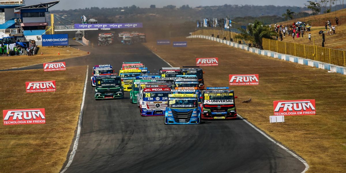 Copa Truck: Roberval Andrade e Giaffone vencem e convencem em Goiânia