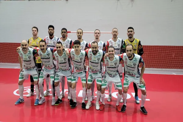 Foto relacionada a notícia: Cascavel Futsal perde invencibilidade para o Mangueirinha, mas segue na liderança