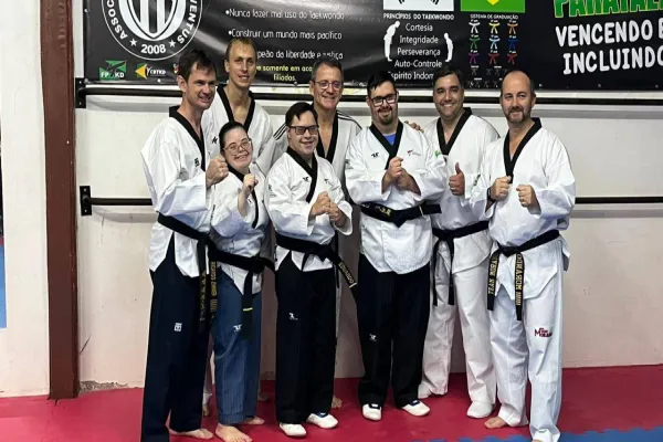 Foto relacionada a notícia: Paratletas Cascavelenses se preparam para disputar o Campeonato Mundial de Taekwondo