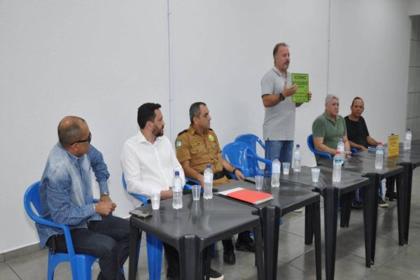 Associação de Moradores do Bairro Santa Cruz promove reunião para Fortalecer Segurança e Cooperação