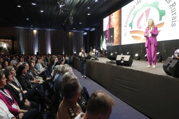 11º Encontro de produtoras rurais destaca força feminina e liderança no Agronegócio Brasileiro