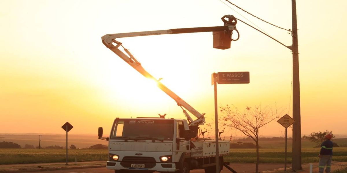 Cascavel alcança cobertura de mais de 63% de iluminação em LED