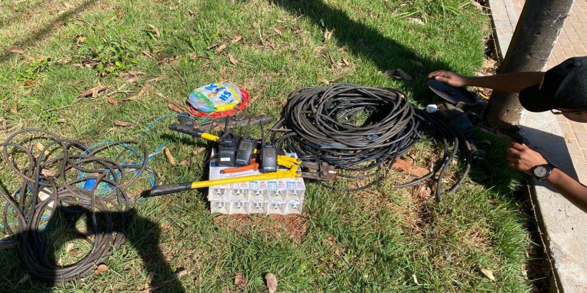 Patrulha Rural da PM age rápido e impede furto nos destroços da empresa C.Vale em Palotina