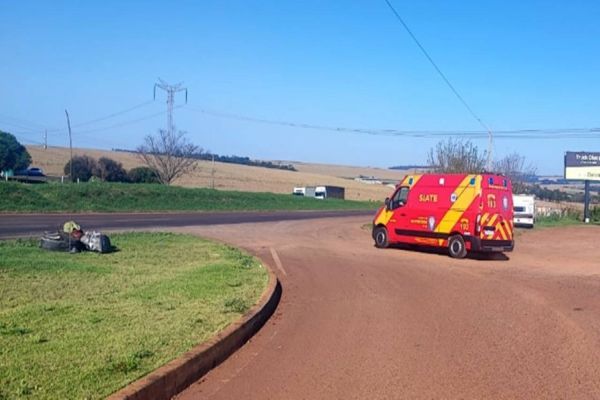 Briga entre caminhoneiros termina com homem esfaqueado na BR-467 em Toledo