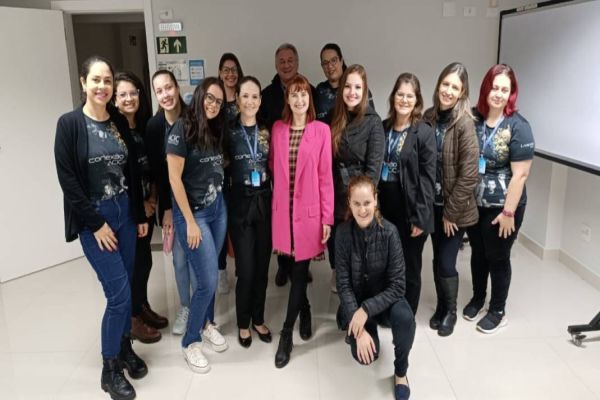 Workshop de Consultoria e Imagem explora Biotipos Corporais e Estilo em Cascavel