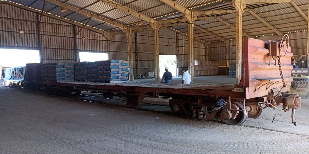 8 mil toneladas: Ferroeste bate recorde mensal de transporte de cimento em julho