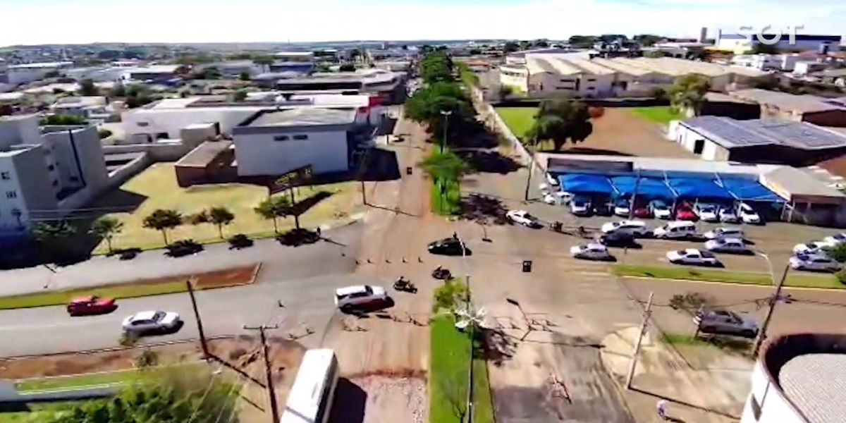 Semáforo na Av. Rocha Pombo com Rua Olindo Periolo será desativado para a instalação de rotatória