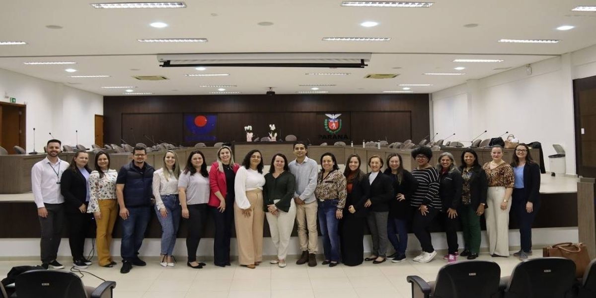 Docente da Unioeste é empossada como presidente do Conselho Municipal de Educação de Cascavel
