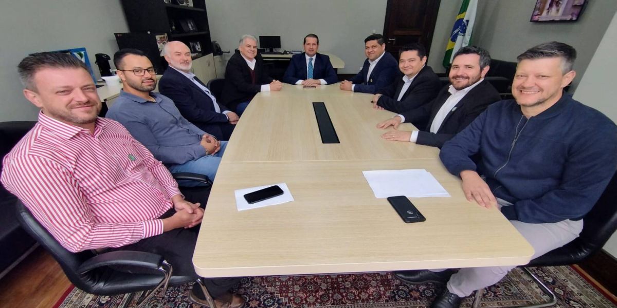 Micheletto e gestores do Consamu e Ciscopar estudam melhorias para a saúde pública