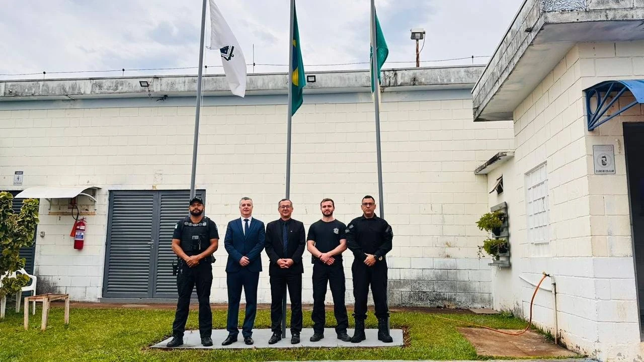 Foto relacionada a notícia: OAB Cascavel visita PETBC e verifica situação da unidade prisional