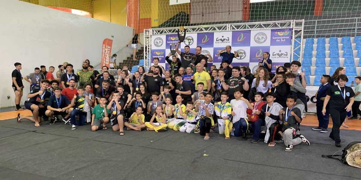 Academias brilham na Copa Paraná de Kickboxing 2023