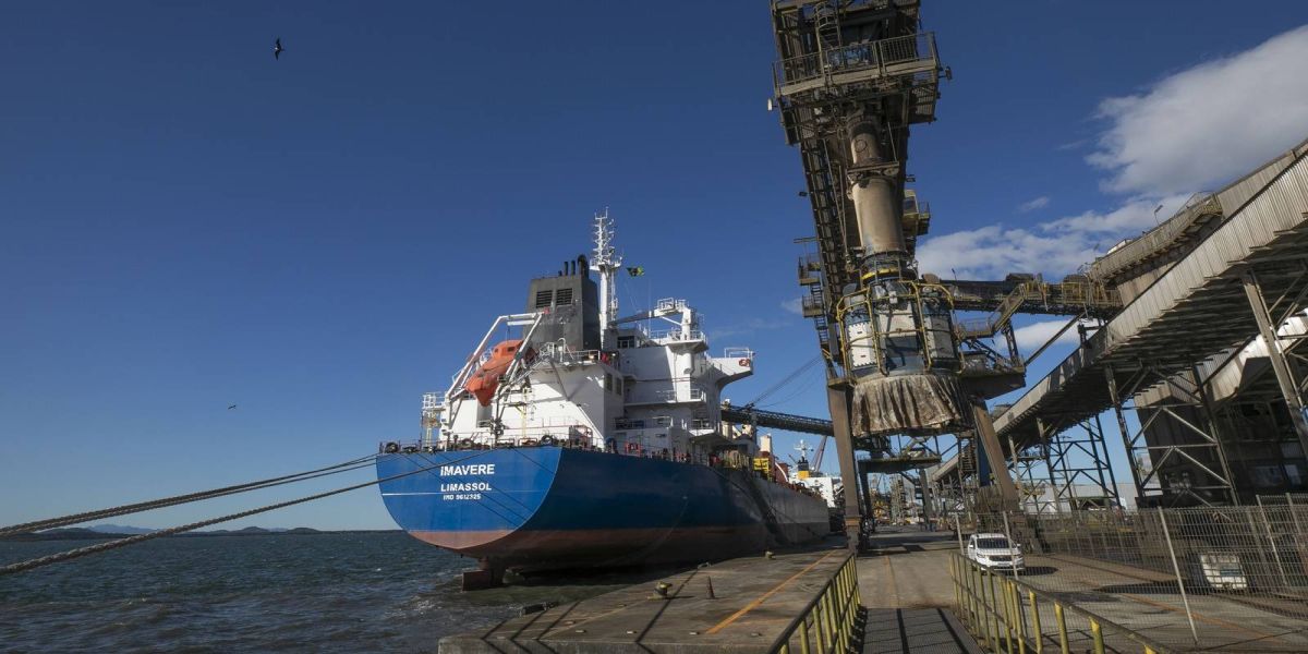 Novo programa da Fiep prepara indústrias para o mercado internacional