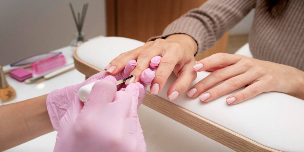 Saúde em Foco:  Profissionais que atuam em clínicas de estética são convocados para capacitação