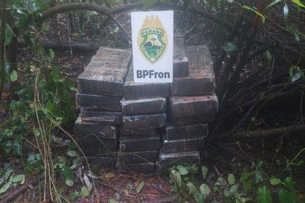 BPFRON apreende 236 quilos de maconha às margens do Lago de Itaipu em Santa Helena