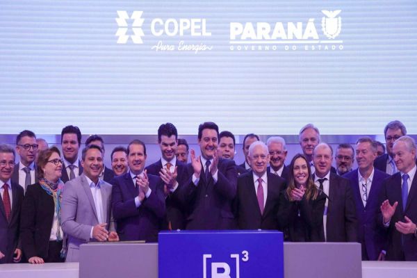 Imagem referente a notícia: Estado vai aplicar recursos da Copel em escolas de educação especial e grandes programas