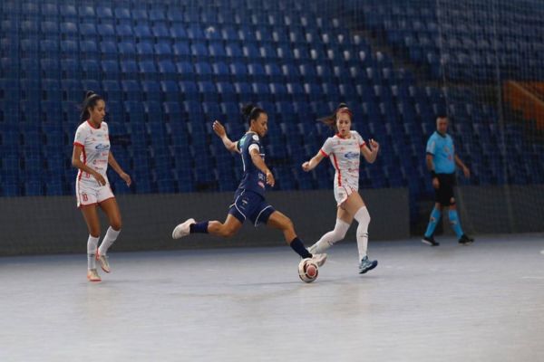 Stein Cascavel Futsal vence o Rio Branco pelo mata-mata do Paranaense