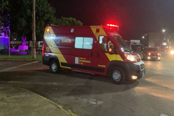 Imagem referente a notícia: Menina de 12 anos é atropelada por automóvel na Rua Universitária