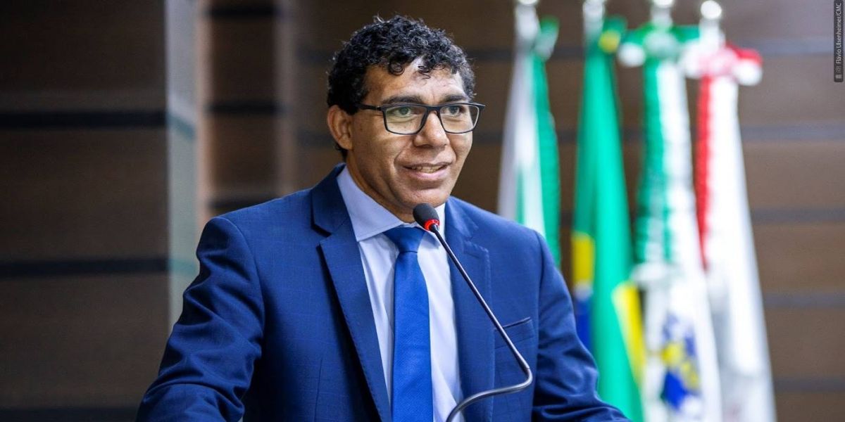 Josias pede aumento do prazo antes de negativar consumidores de luz e água em Cascavel