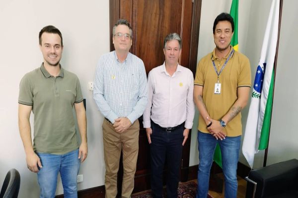 Vereadores de Corbélia conhecem novo portfólio do governo estadual