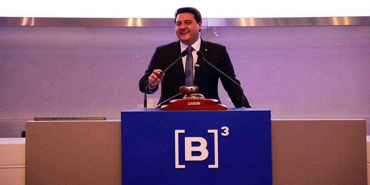 “Cumprimos o compromisso com o povo paranaense”, diz Ratinho Junior após leilão