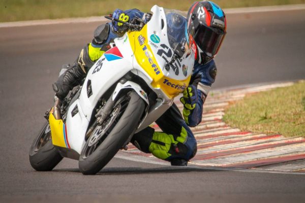Treinos Livres abrem o fim de semana de velocidade em Cascavel
