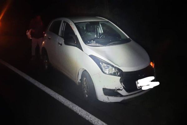 Motociclista fica ferido após colisão com carro de Cascavel na PR-495 entre Medianeira e Missal