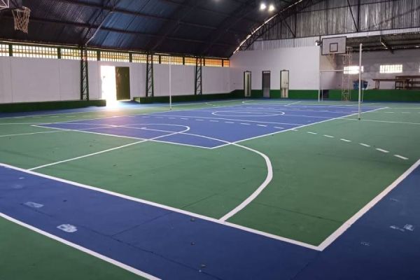 Ação conjunta entre secretarias revitaliza ginásio de esportes em Sede Alvorada