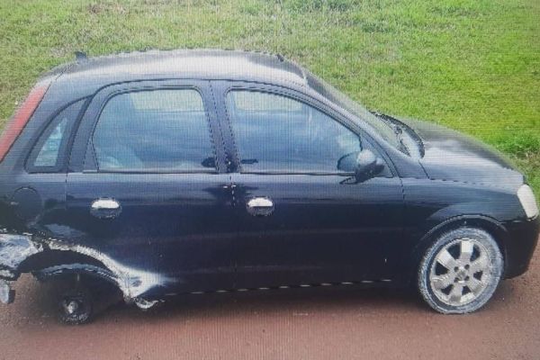 Forte colisão entre caminhão e automóvel é registrado na PRC-467 em Cascavel