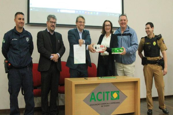 Associados da ACIT participam de encontro sobre o "Toledo é + Seguro!"