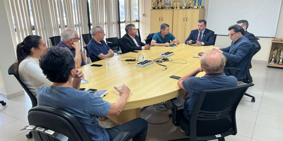 PF inicia projeto "MiraFoz" visando facilitar a circulação na região fronteiriça