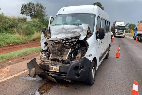 Grave acidente deixa pelo menos 9 pessoas feridas na BR-369 em Corbélia
