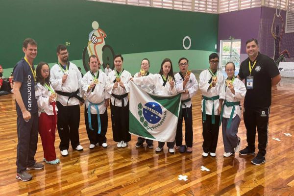 Atletas de Parataekwondo de Cascavel se destacam no Campeonato Brasileiro com nove medalhas