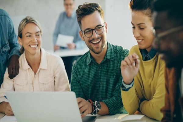 Cooperativas impulsionam desenvolvimento econômico e social no PR, comprova estudo da PUCPR