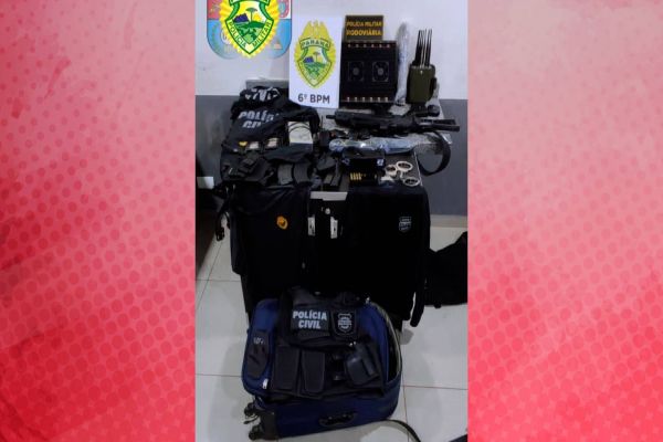 Operação Sincronia: Homem é preso com equipamentos táticos, balísticos e uniformes da Polícia Civil