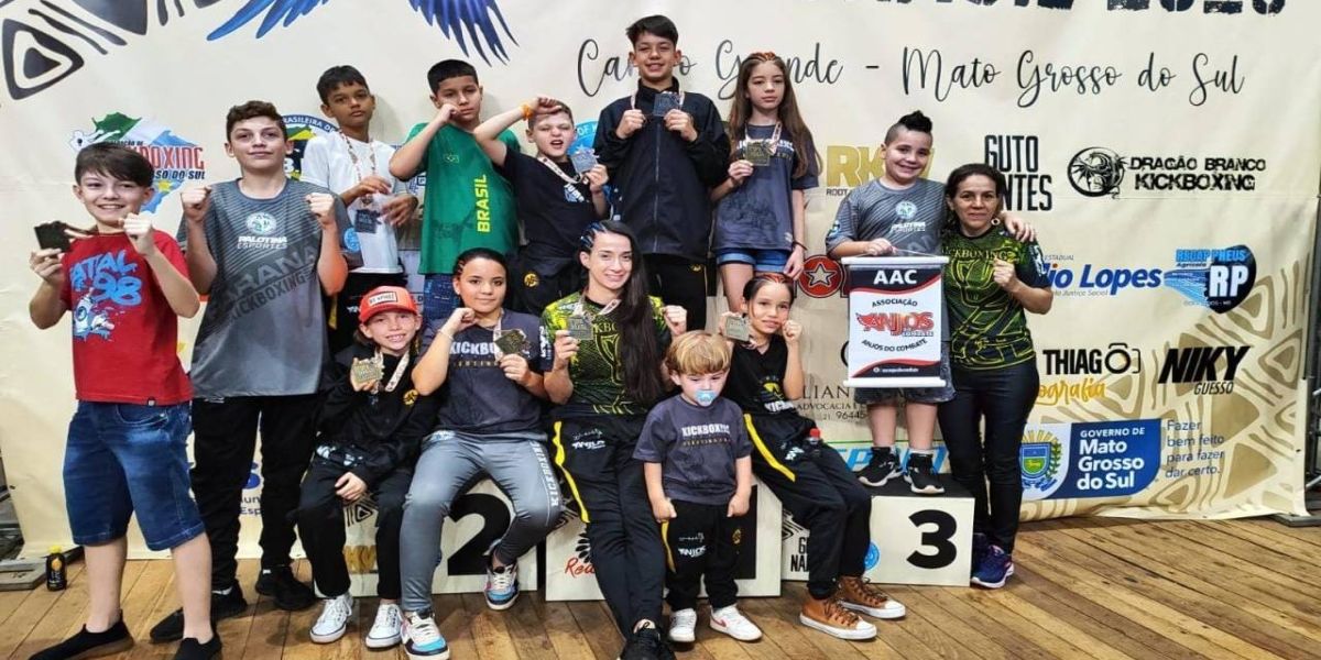 Equipe "Anjos do Combate" de Cascavel brilha na Copa Brasil de Kickboxing no Mato Grosso do Sul