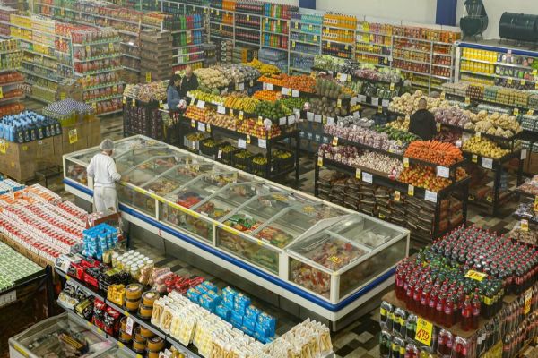 Queda nos preços: Paraná registra deflação pelo terceiro mês consecutivo