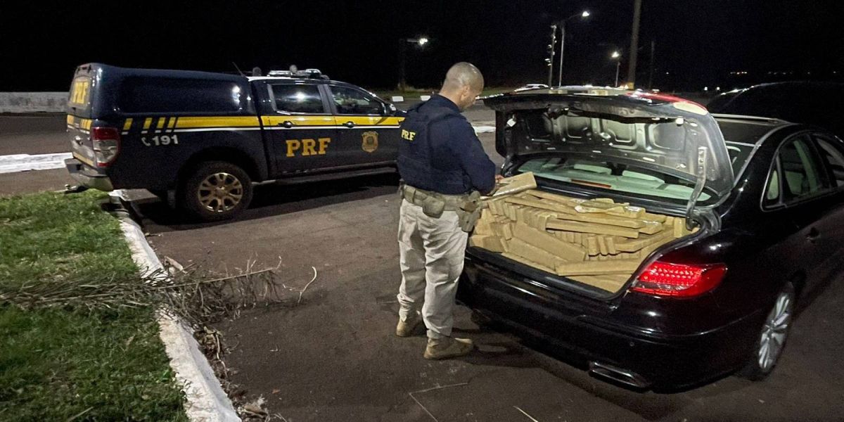 Policiais Rodoviários Federais apreendem quase meia tonelada de droga em Santa Terezinha de Itaipu