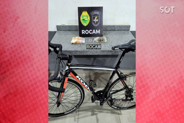 Operação da ROCAM: Mulher é detida por tráfico de drogas e receptação no Bairro Santa Cruz