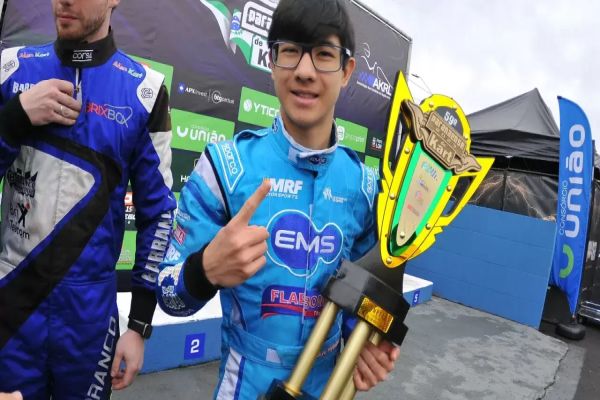 Cascavelenses destacam-se no Paranaense de Kart com 3 títulos