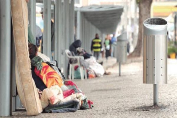 Paraná tem mais de 11 mil pessoas em situação de rua; em Cascavel são 400