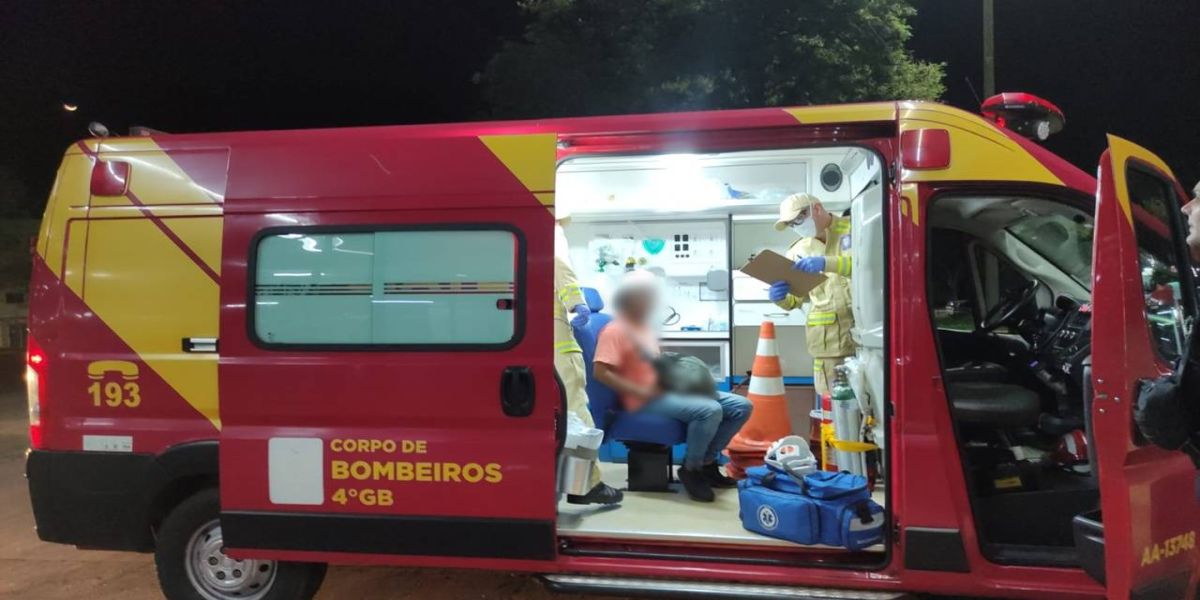 Homem é agredido após assalto e busca refúgio na Rodoviária de Cascavel